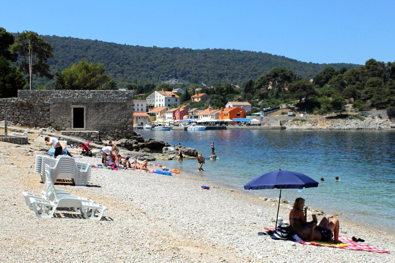 Apartments By The Sea Veli Losinj, Losinj - 8031 Veli Lošinj Exterior foto